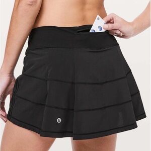Lululemon Pace Rival Skirt (Regular) *4-way Stretch 13"
Black Size 12